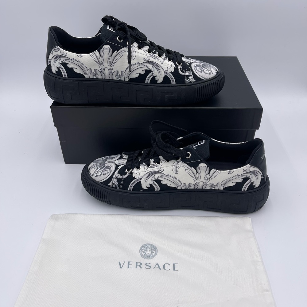 Versace baroque-pattern print sneakers - Picture 9 of 9
